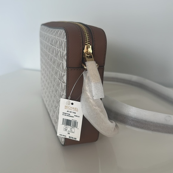 NWT - Michael Kors Jet Set Logo Crossbody Large East West Bag (Vanilla) - Picture 4 of 9